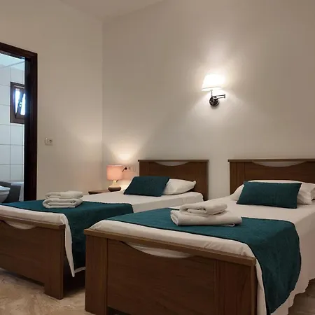 فندق Marybill 4*