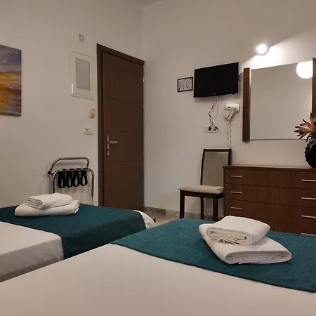 Marybill Отель Перисса